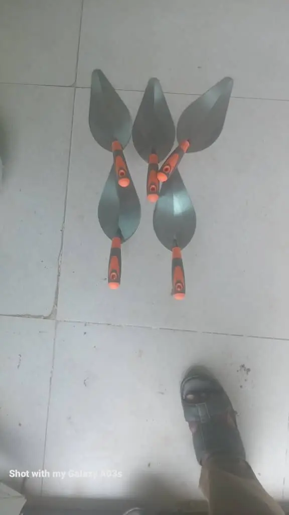 TROWEL-7"